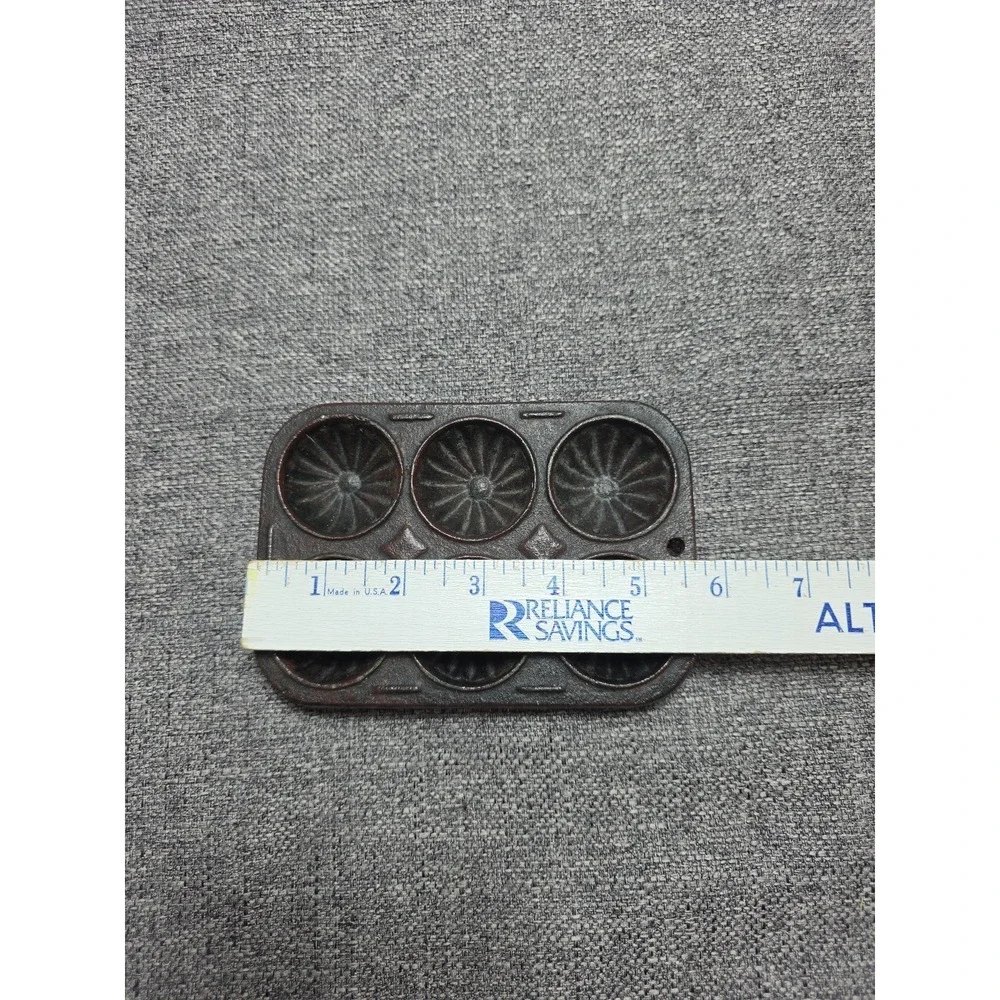 Mini Cast Iron Cake or Tart Pan ? 6 Slot